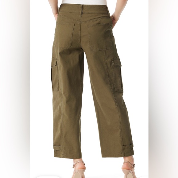 Jessica Simpson Olive Women's Cropped Cargo Low Rise Pants - Picture 3 of 8